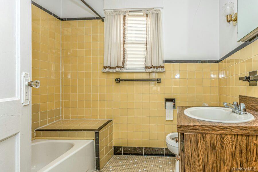 53 Earle Avenue – For Sale photo 16