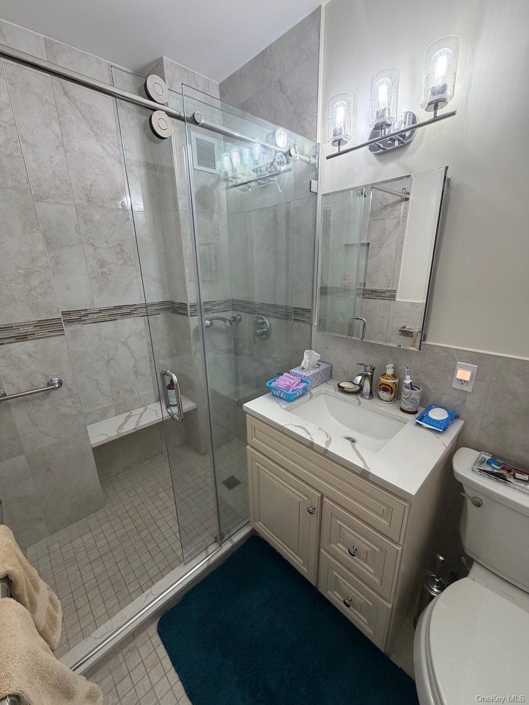 1 Kensignton Gate, Unit 209 photo 14