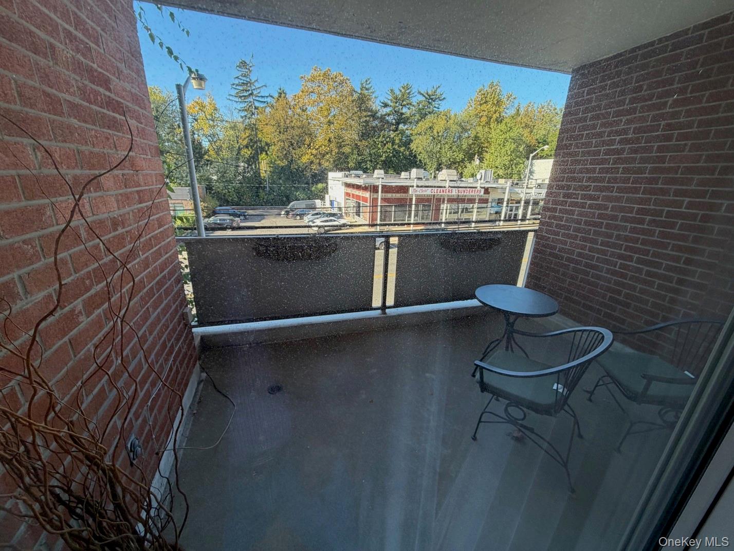 1 Kensignton Gate, Unit 209 photo 16