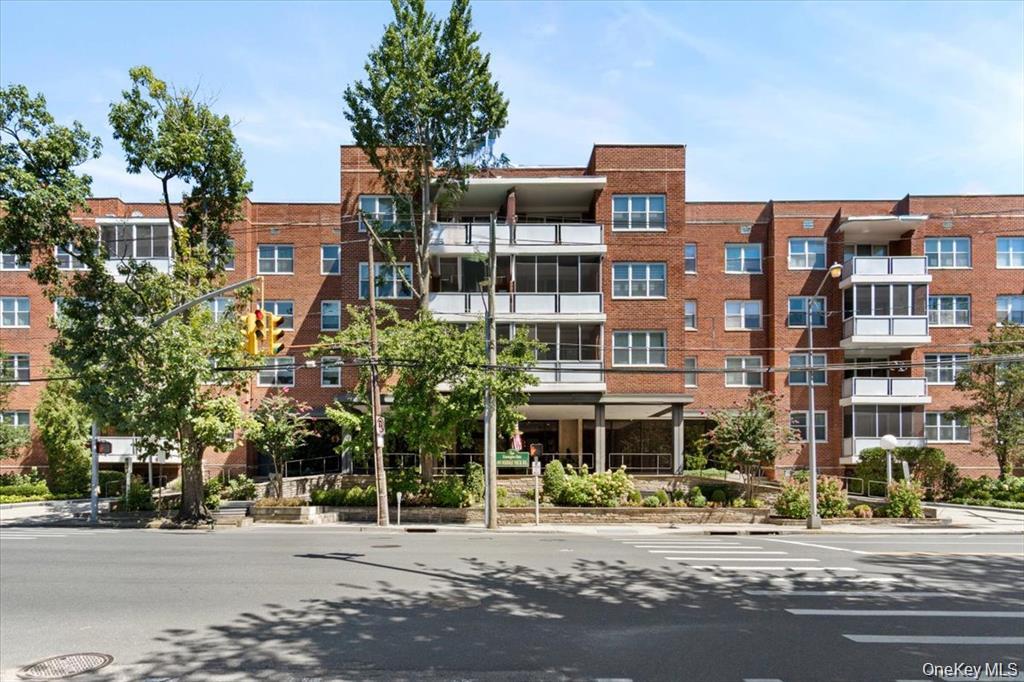 1 Kensignton Gate, Unit 209