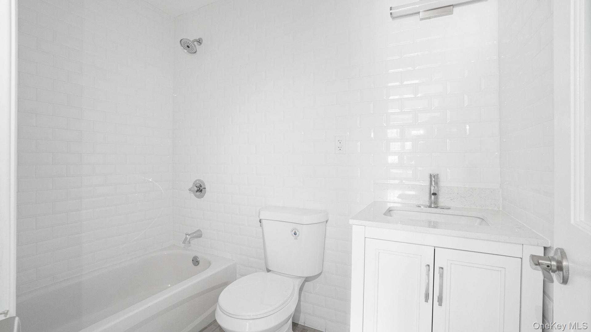 506 Van Nest – For Sale photo 22