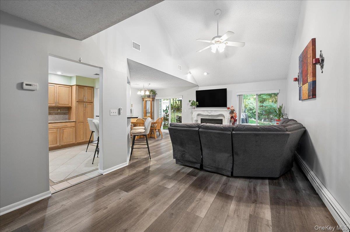 82 Cornwall Circle – For Rent photo 5