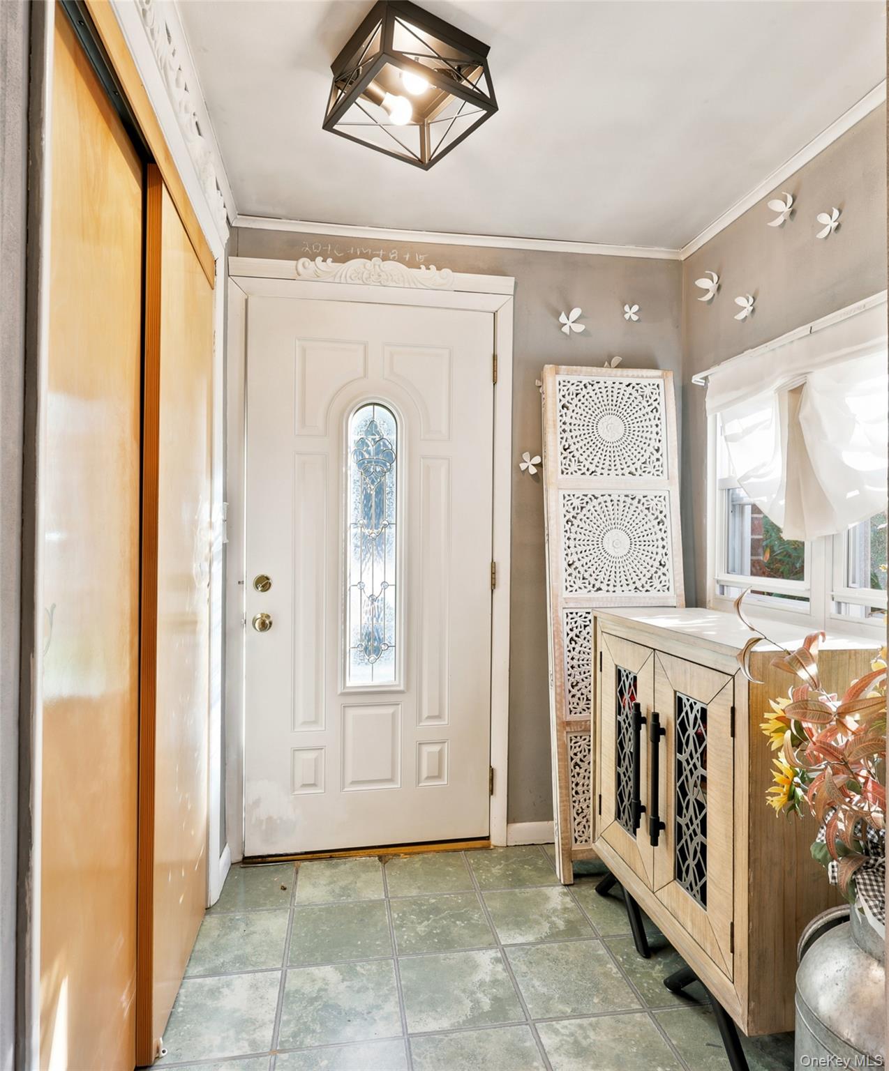37 Valhalla Road – For Sale photo 3