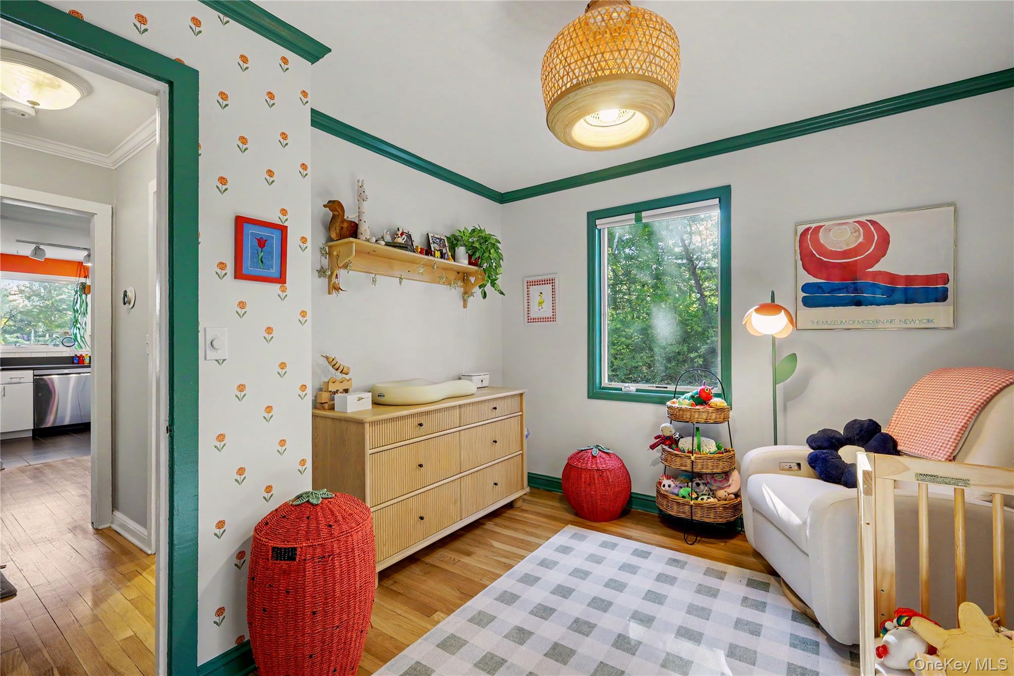 21 Lakeview Avenue W – For Sale photo 26