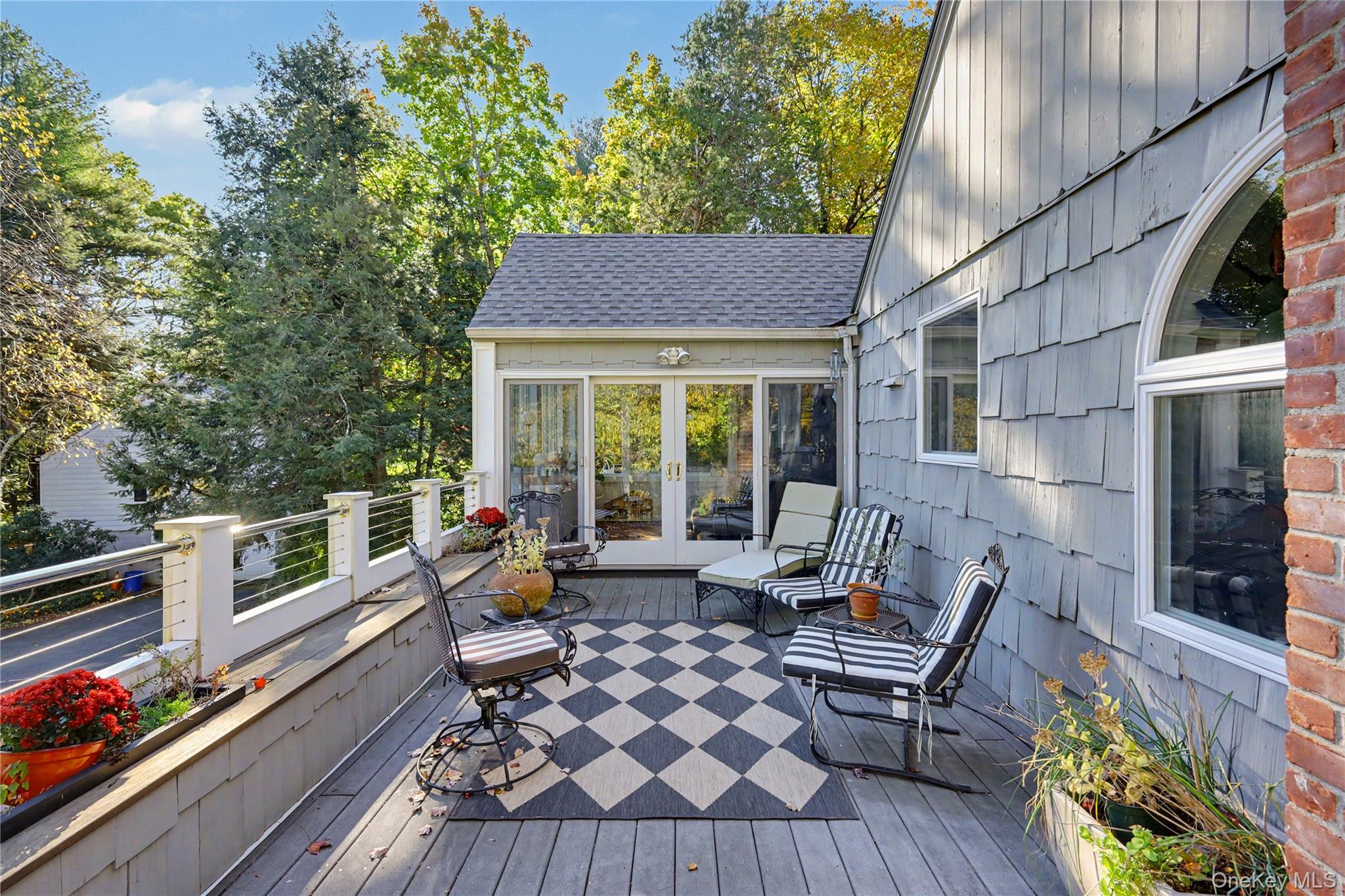 21 Lakeview Avenue W – For Sale photo 32