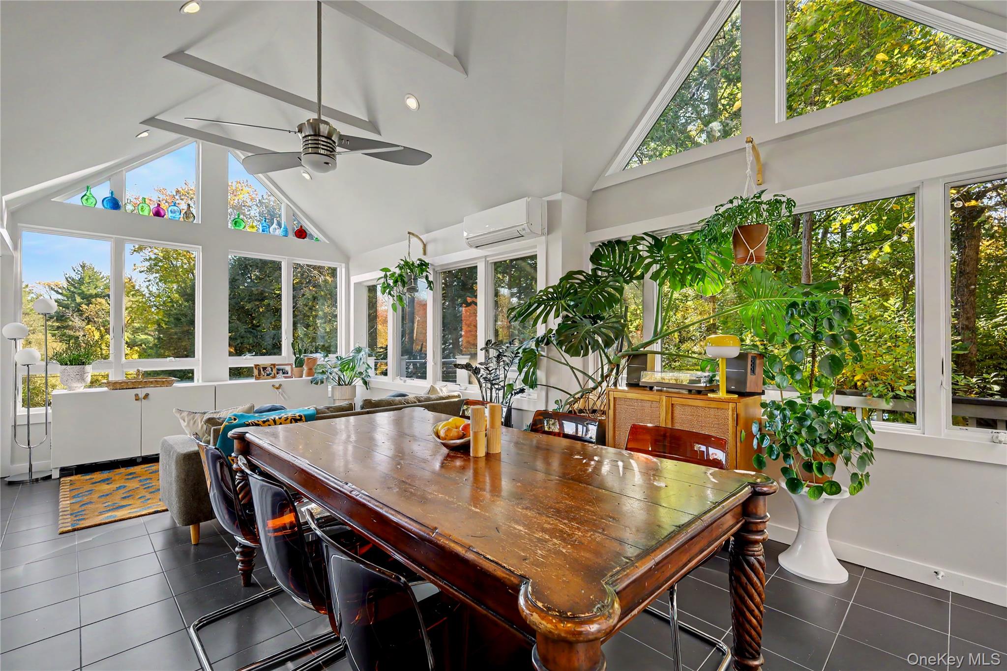 21 Lakeview Avenue W – For Sale photo 11