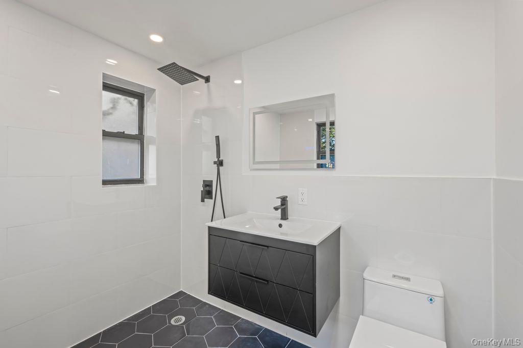 225A Prospect Avenue, Unit A photo 9