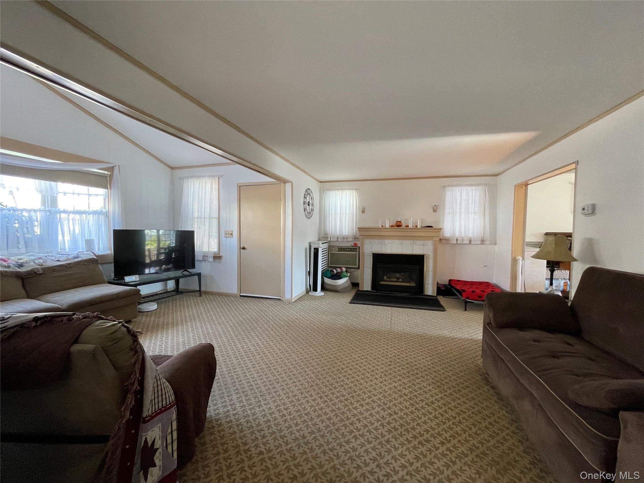882 Jayne Place – For Sale photo 5