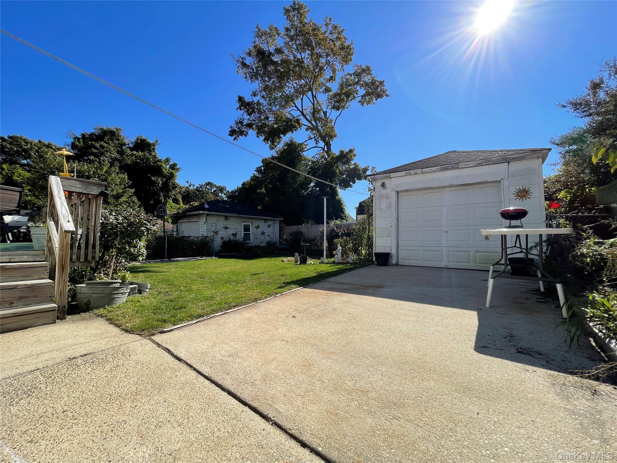 882 Jayne Place – For Sale photo 28