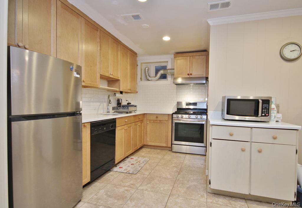 502 Bronxville Road – For Sale photo 20