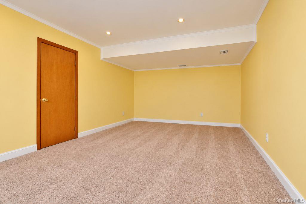 502 Bronxville Road – For Sale photo 26