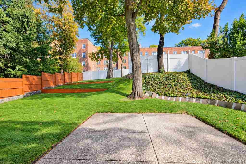 502 Bronxville Road – For Sale photo 31