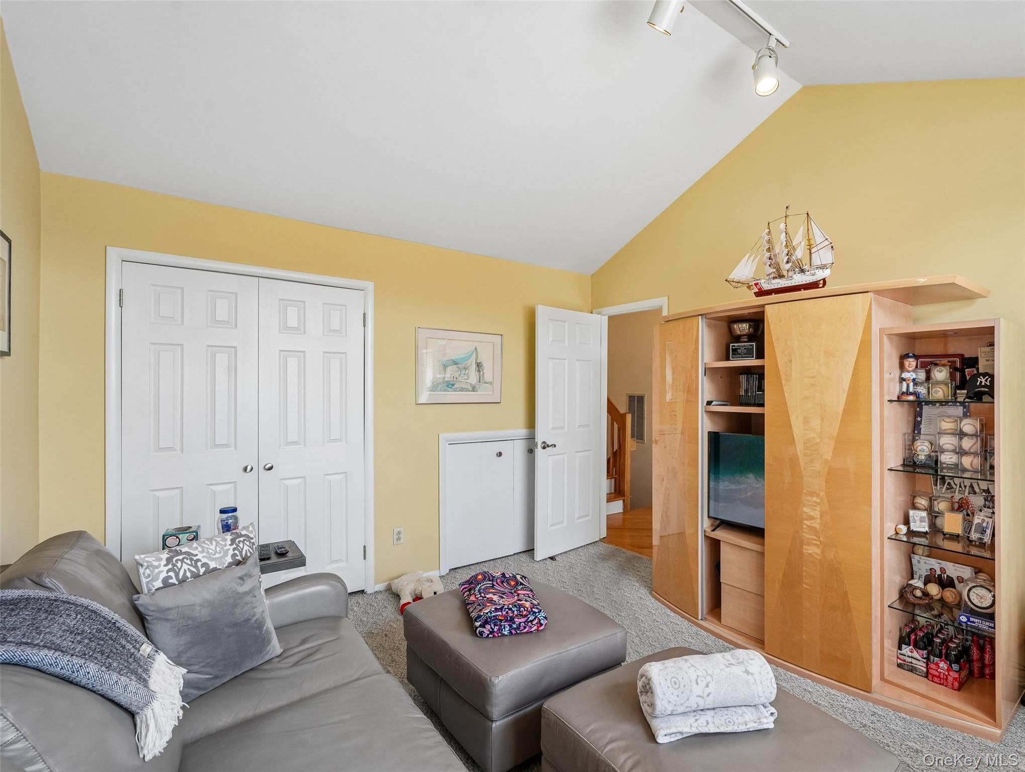 164 N Route 303, Unit 2 photo 19