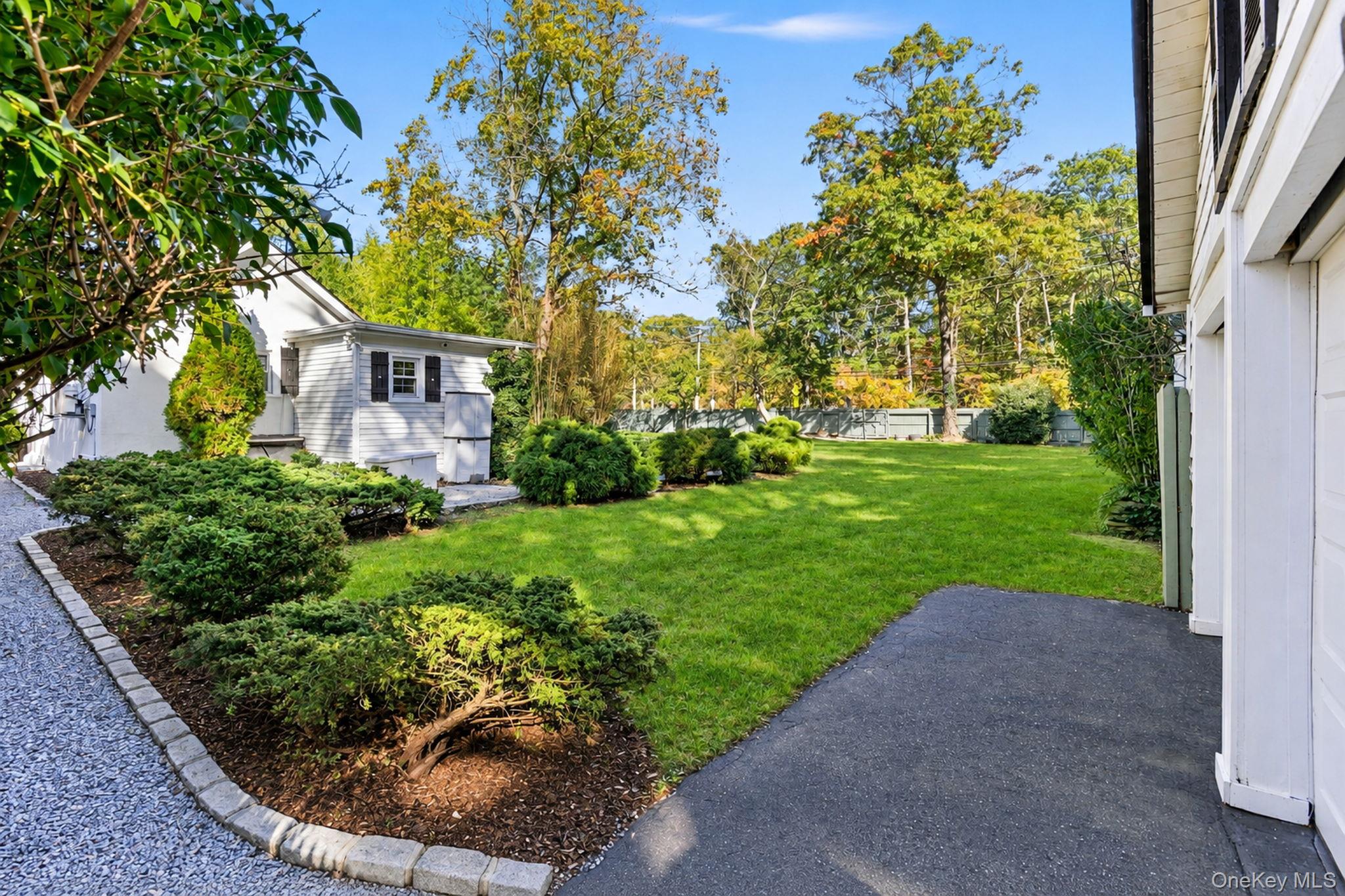 48 N Country Road – For Sale photo 23