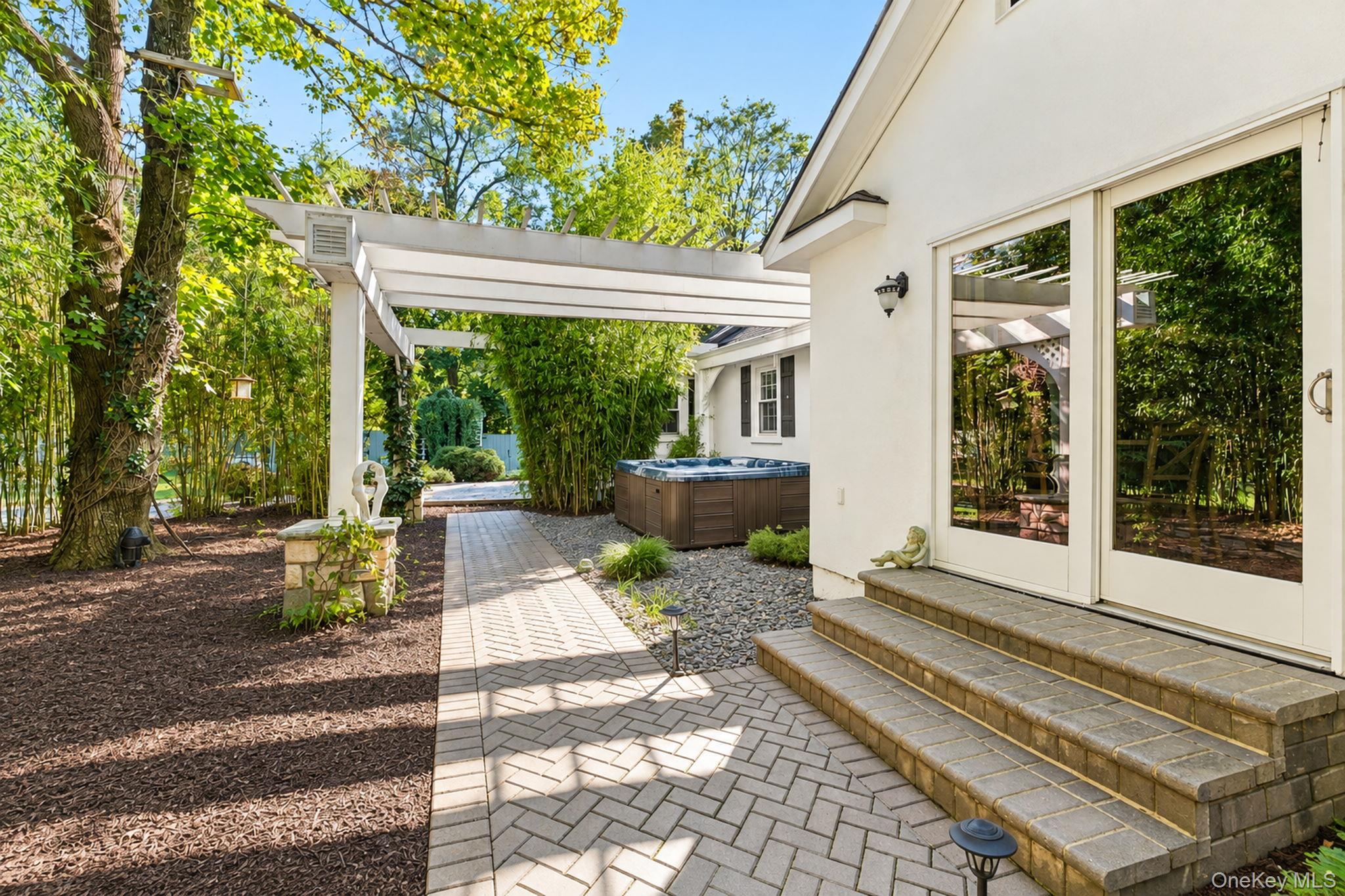 48 N Country Road – For Sale photo 21