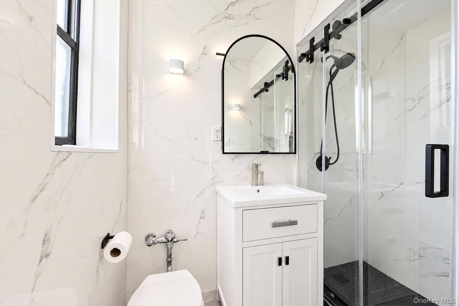 3475 Greystone Avenue, Unit 6B photo 11