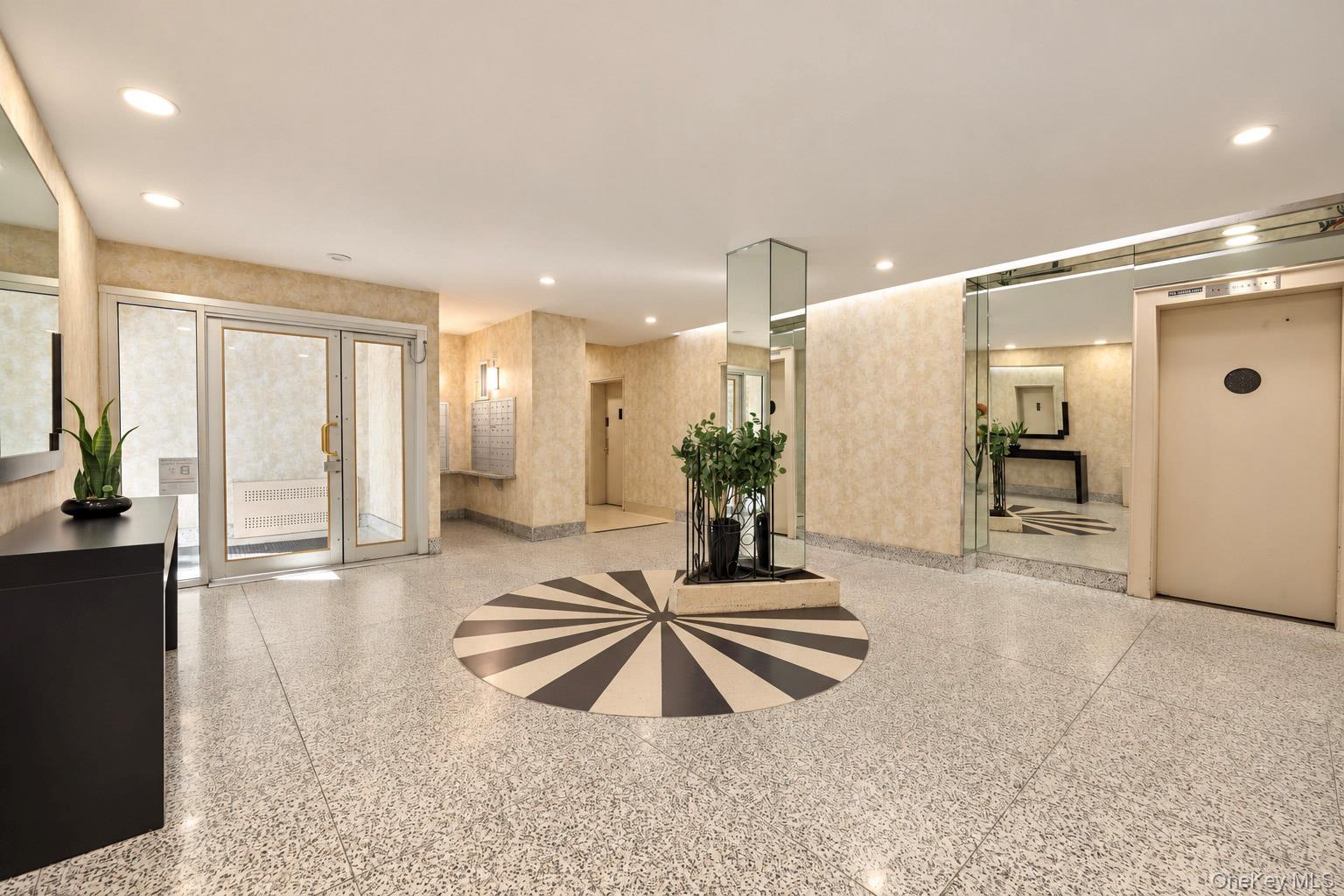3475 Greystone Avenue, Unit 6B photo 16