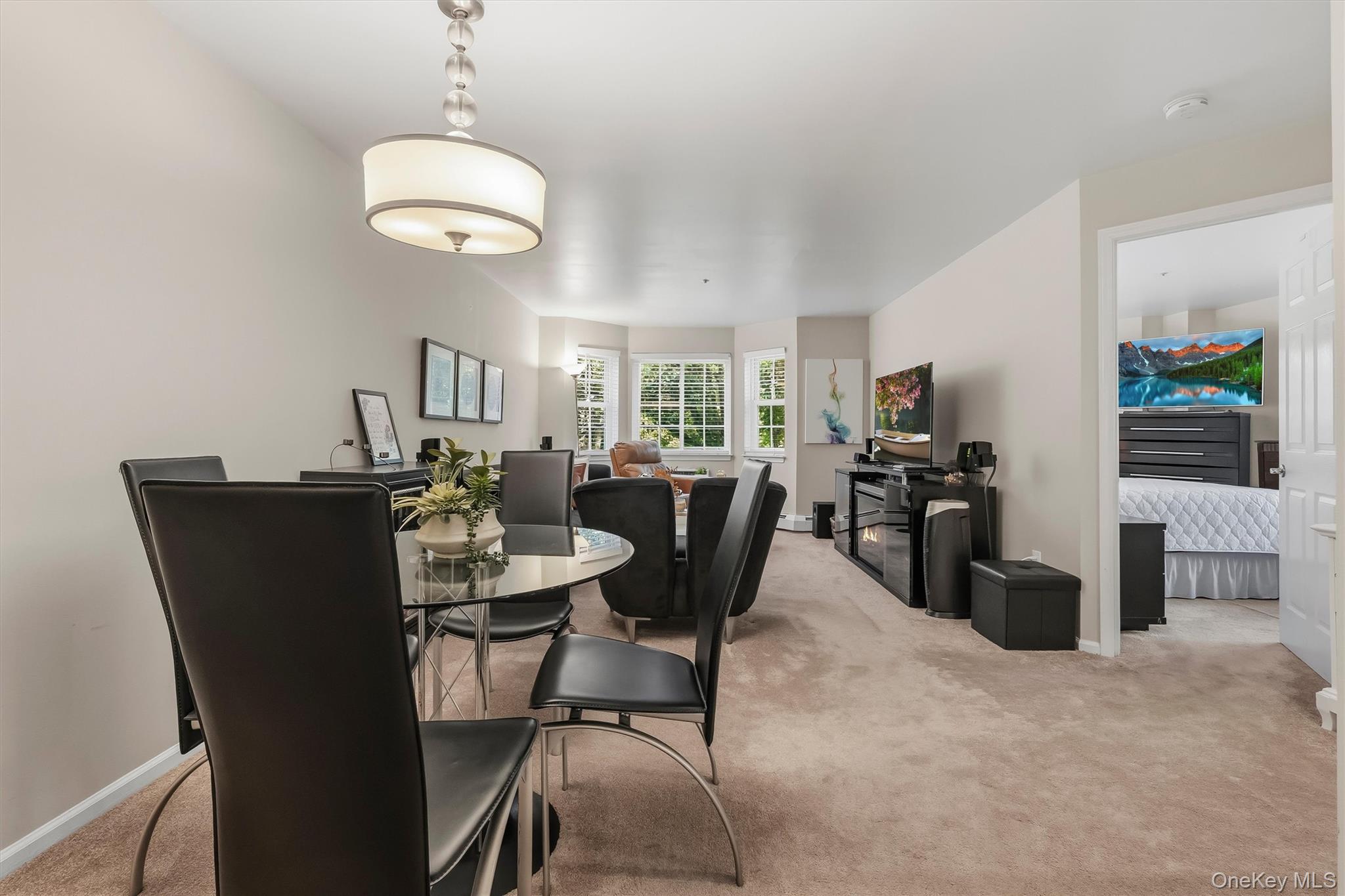 500 Pondside Drive, Unit 2C photo 4