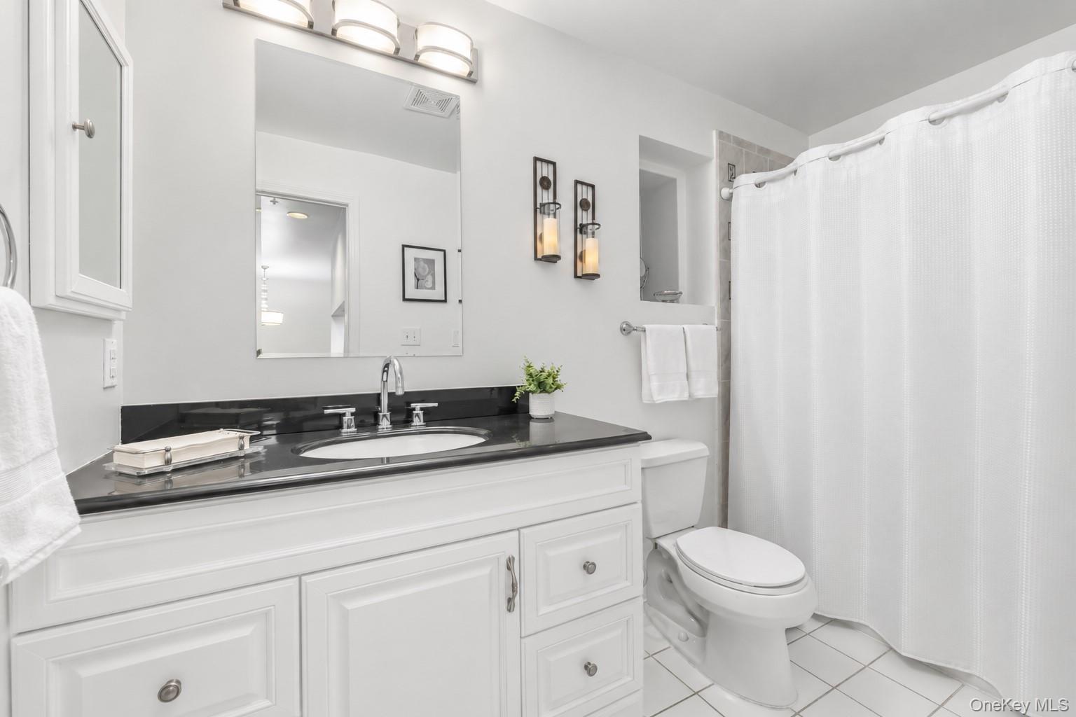 500 Pondside Drive, Unit 2C photo 17