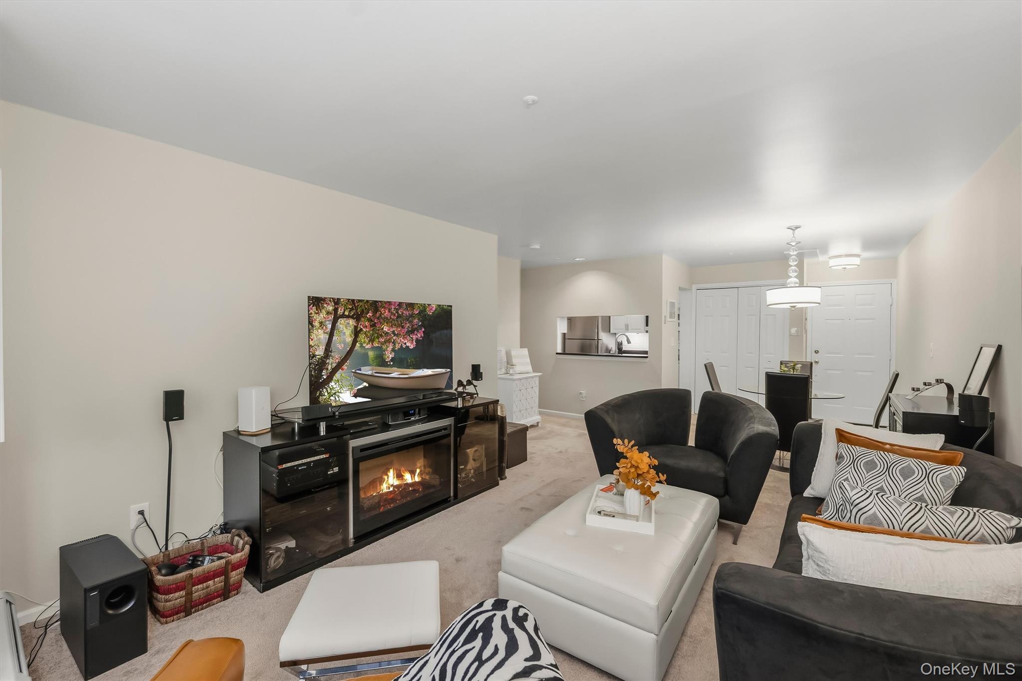 500 Pondside Drive, Unit 2C photo 14
