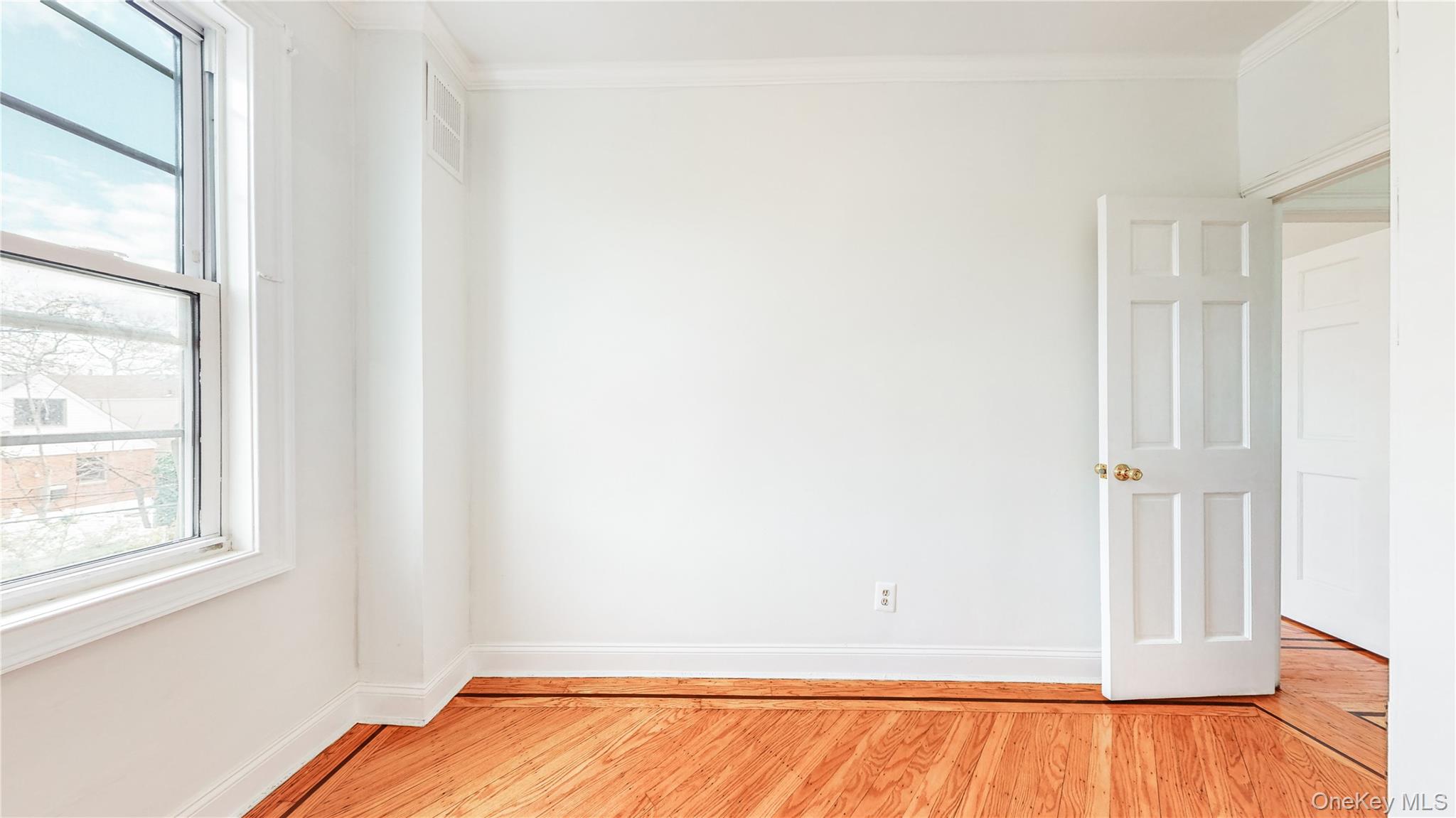 1403 Troy Avenue – For Sale photo 12