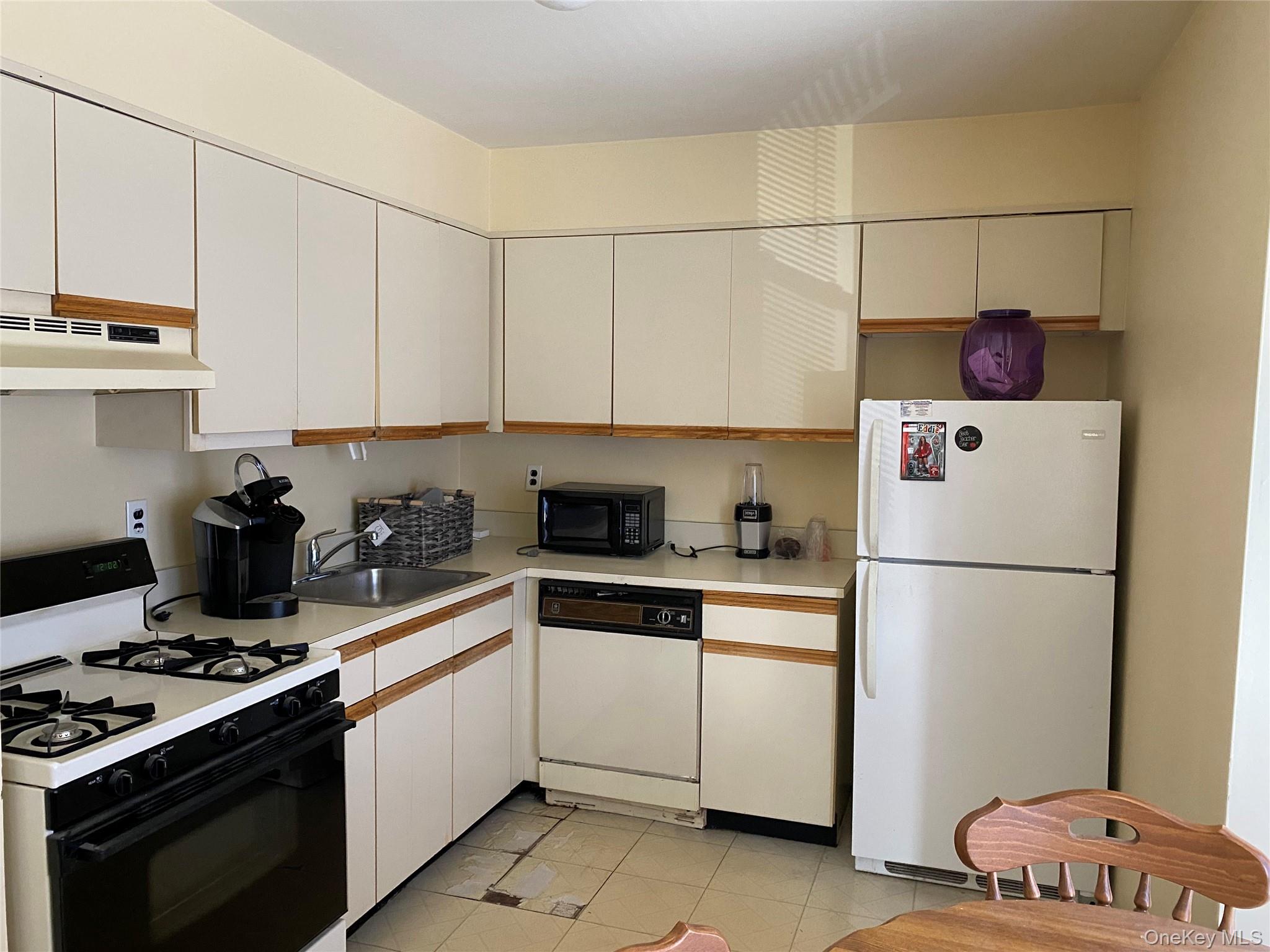 22 Beech Court, Unit 22 photo 7
