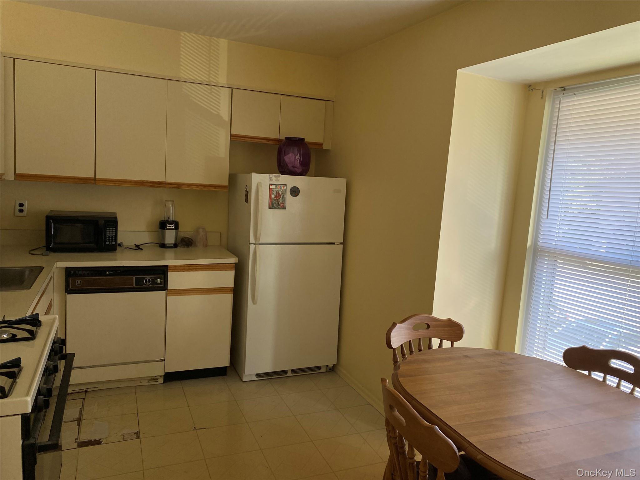 22 Beech Court, Unit 22 photo 8