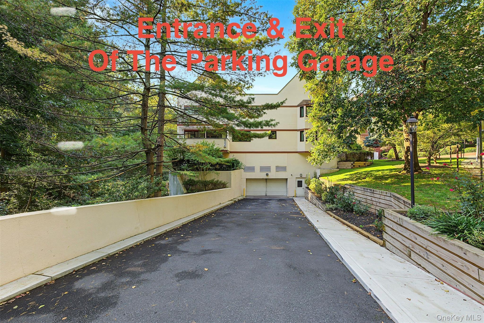 90 Knightbridge Rd, Unit 1J photo 3