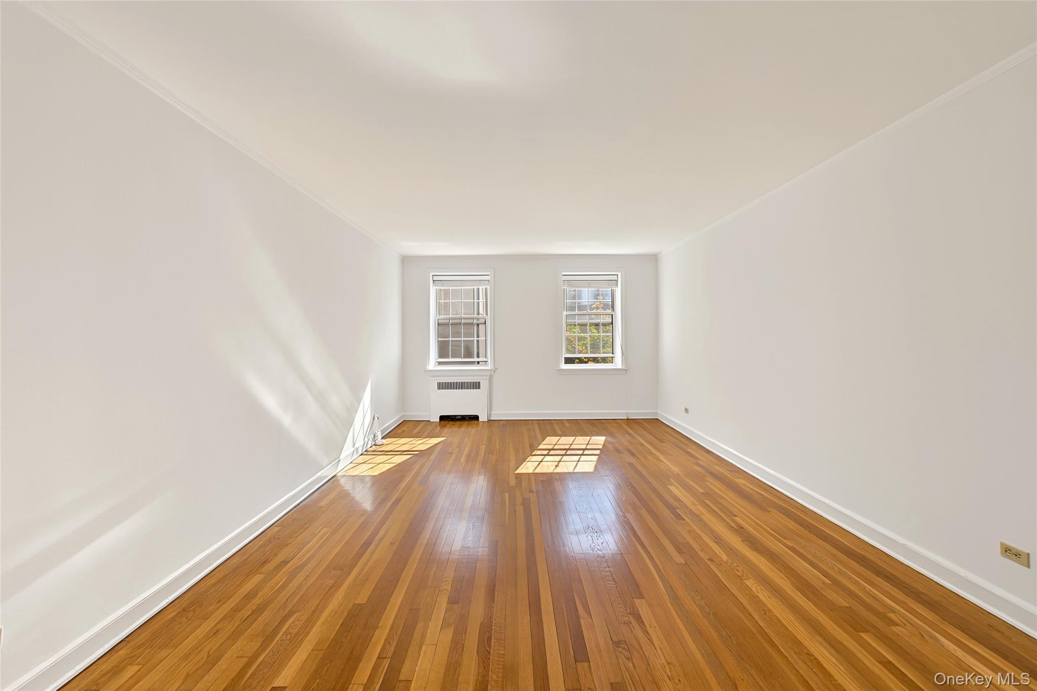90 Knightbridge Rd, Unit 1J photo 8