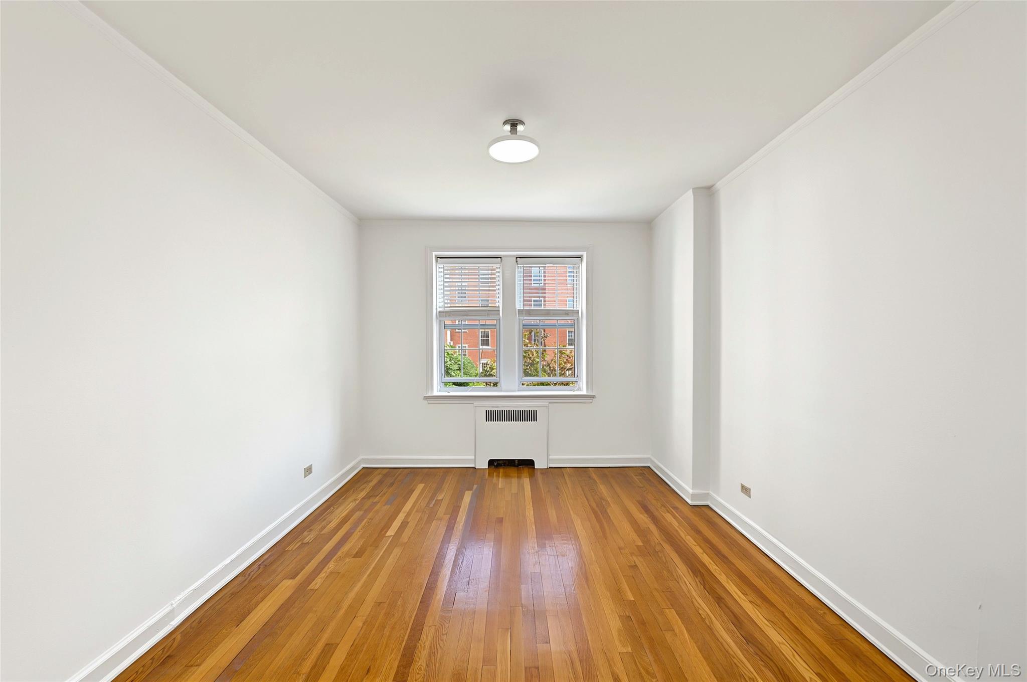 90 Knightbridge Rd, Unit 1J photo 15