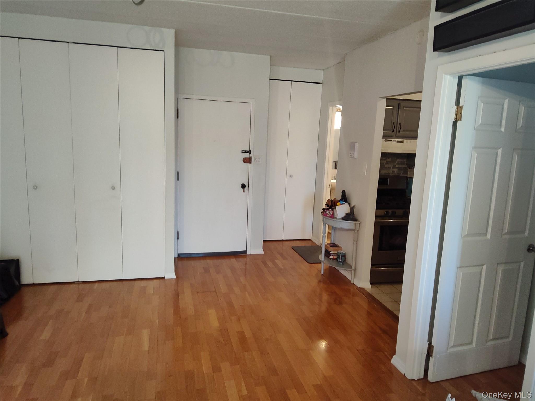 69-03 242 Street, Unit 39E photo 2