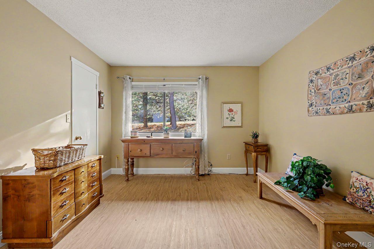 449 Heritage Hills, Unit B photo 17