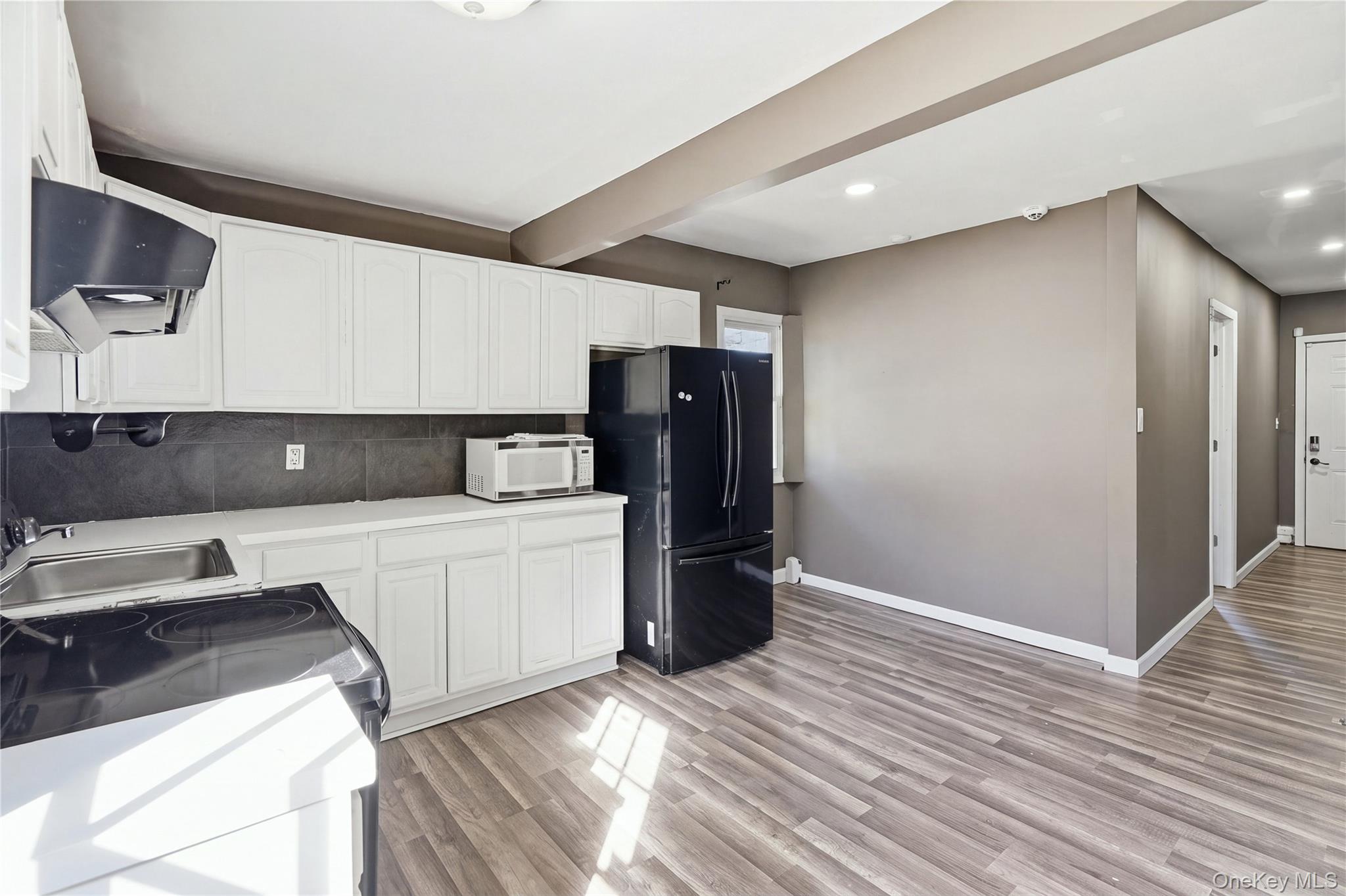 94 Commonwealth Drive – For Sale photo 21