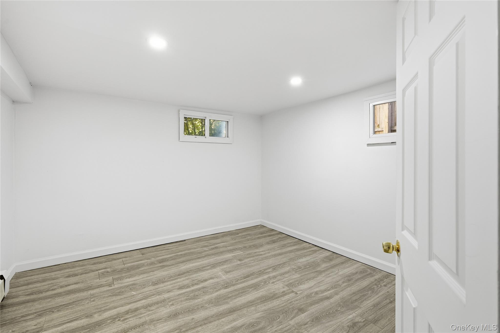 94 Commonwealth Drive – For Sale photo 12