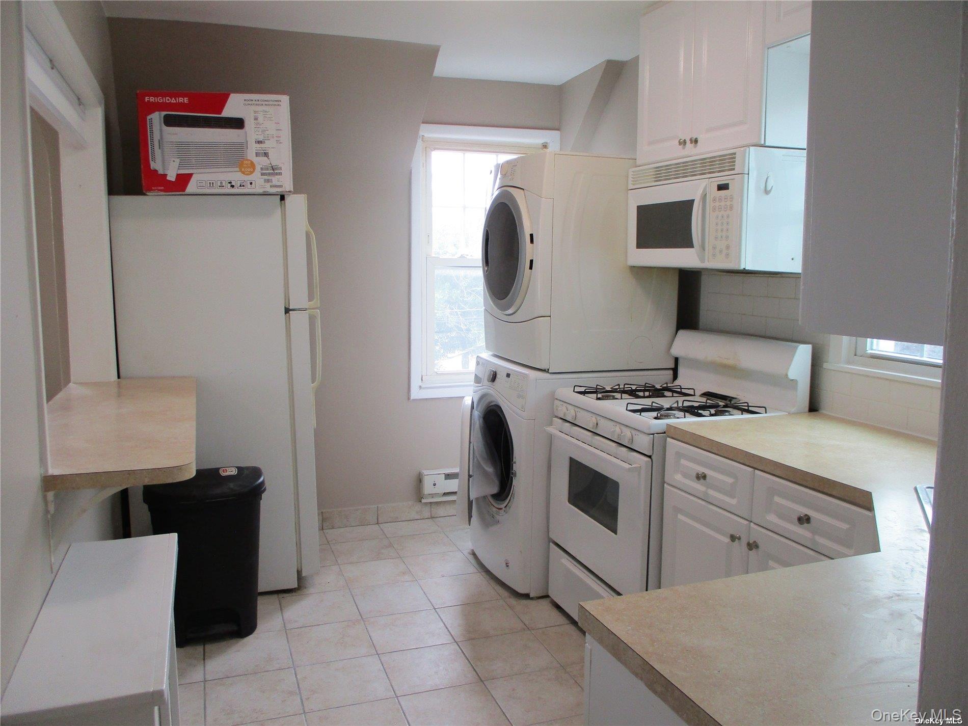 127 Gordon Rd – For Rent photo 2