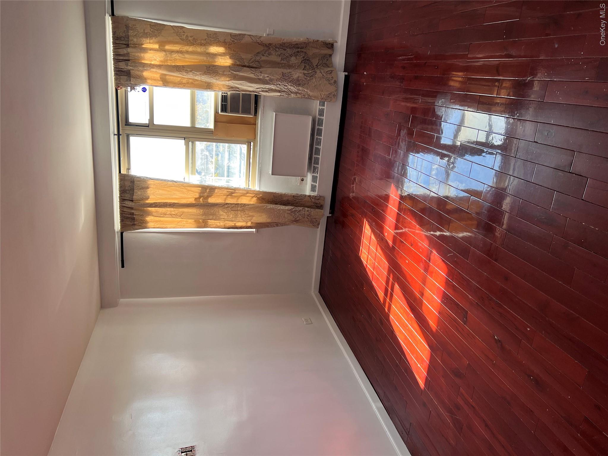 81-11 45 Ave, Unit 6D photo 7