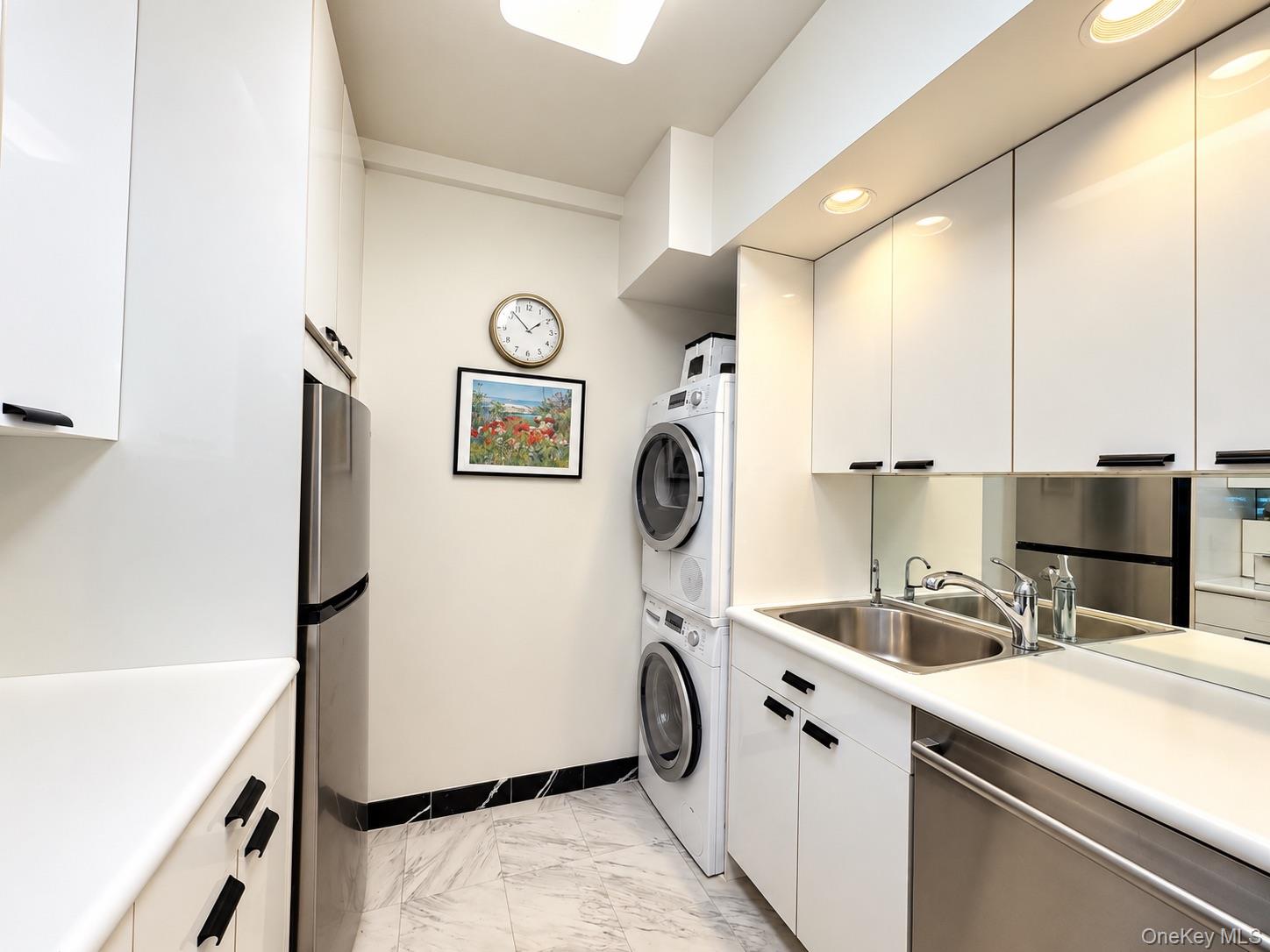 271 Grand Central Parkway, Unit 10C photo 7
