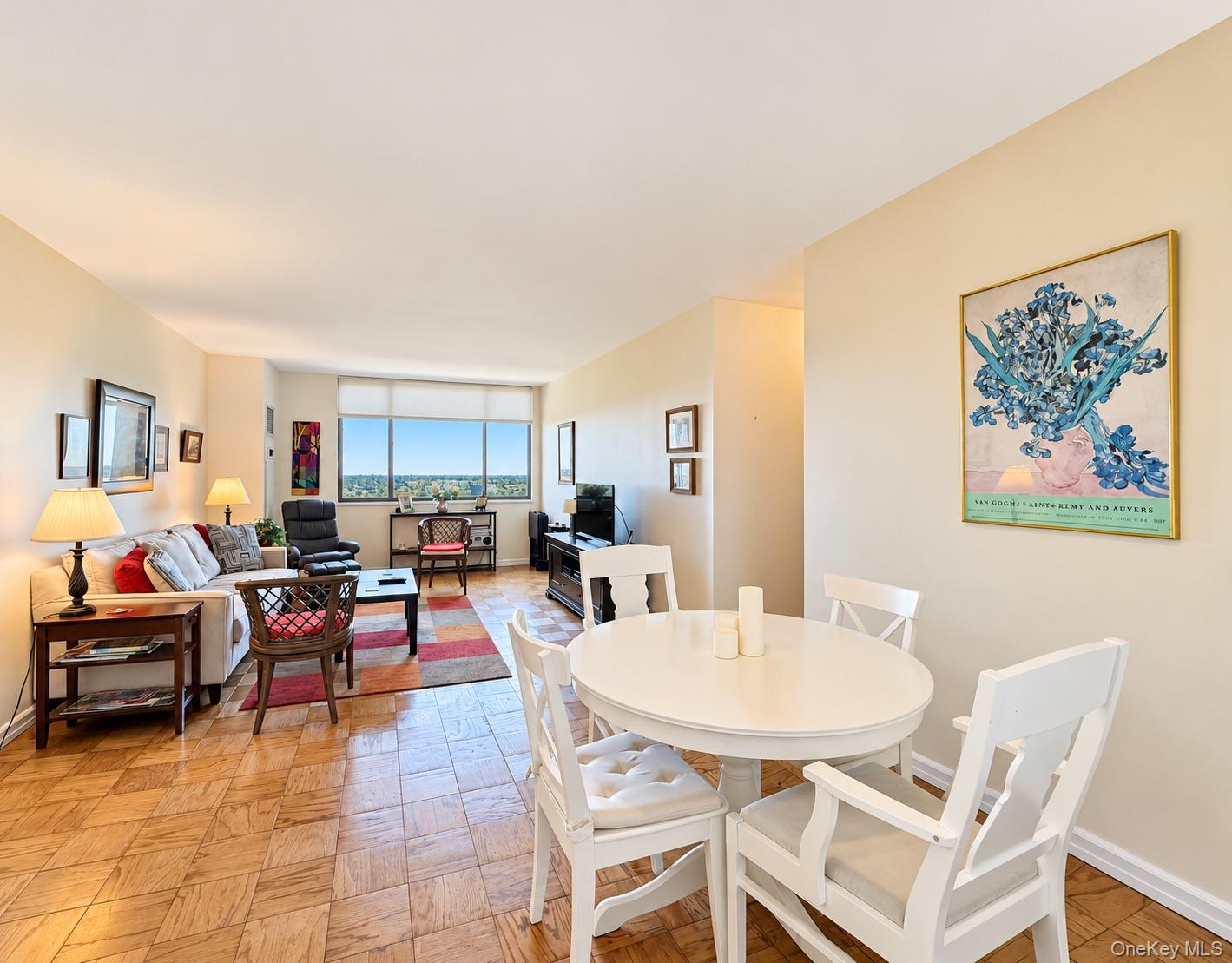 271 Grand Central Parkway, Unit 10C photo 2