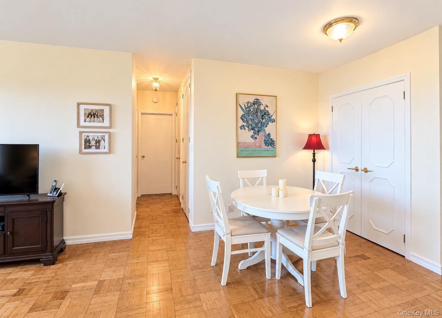 271 Grand Central Parkway, Unit 10C photo 5