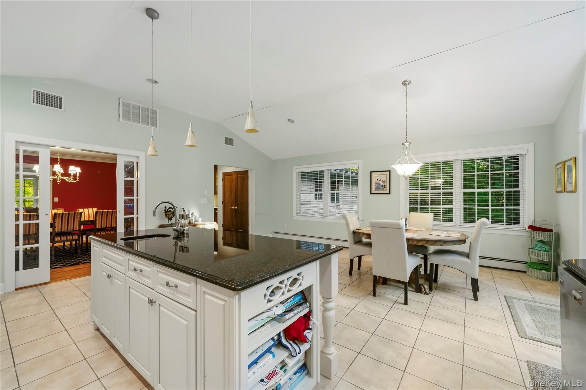 7 Almond Court – For Sale photo 13