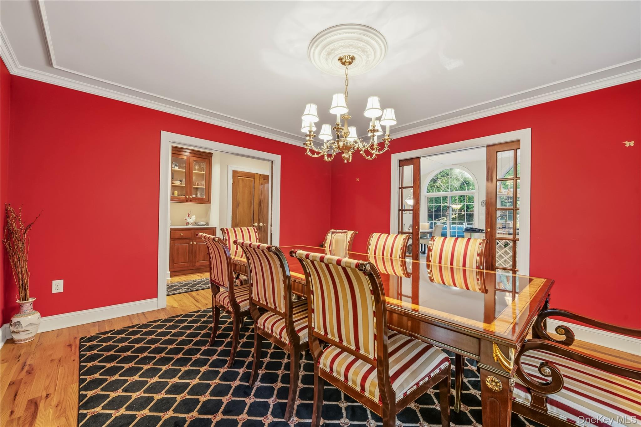 7 Almond Court – For Sale photo 5