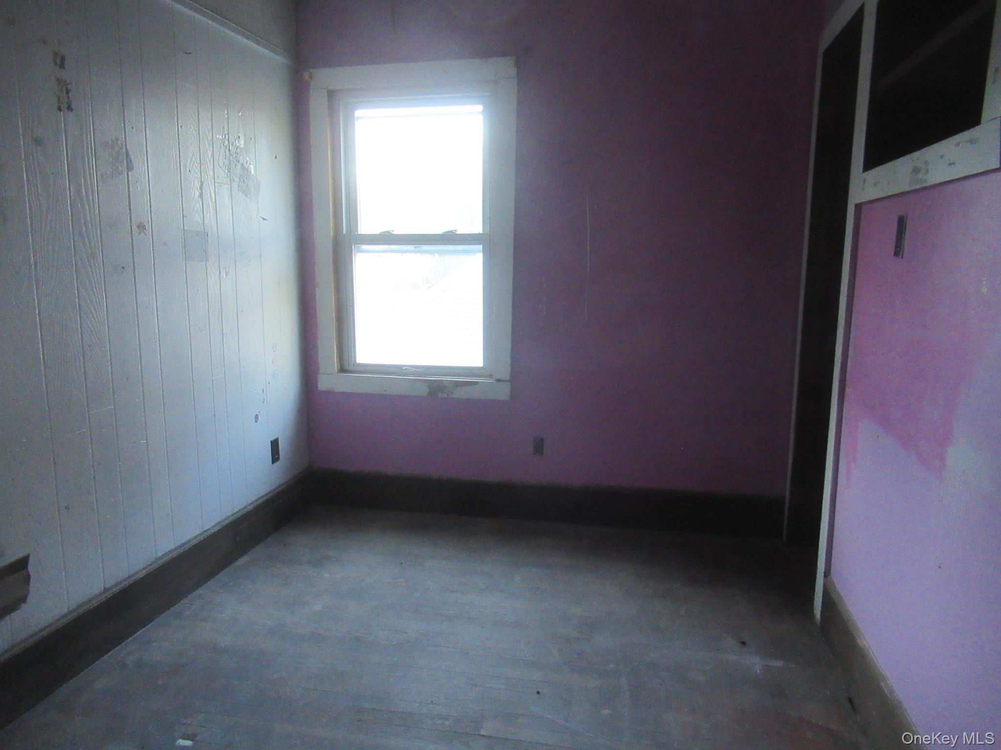 7 Streit Avenue – For Sale photo 17