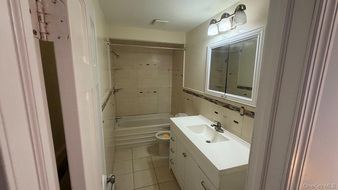 10 Campbell Court – For Sale photo 13