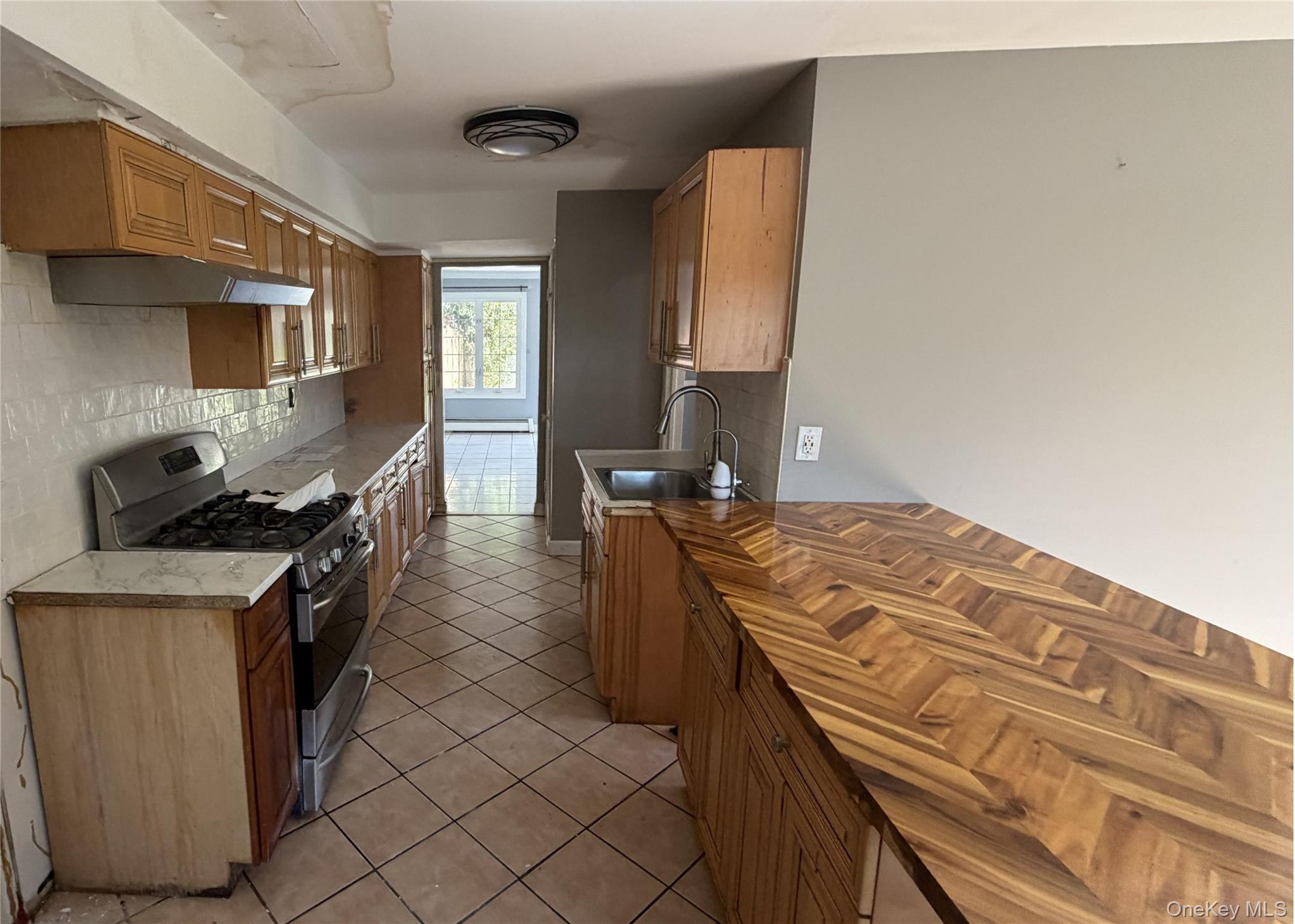 10 Campbell Court – For Sale photo 7