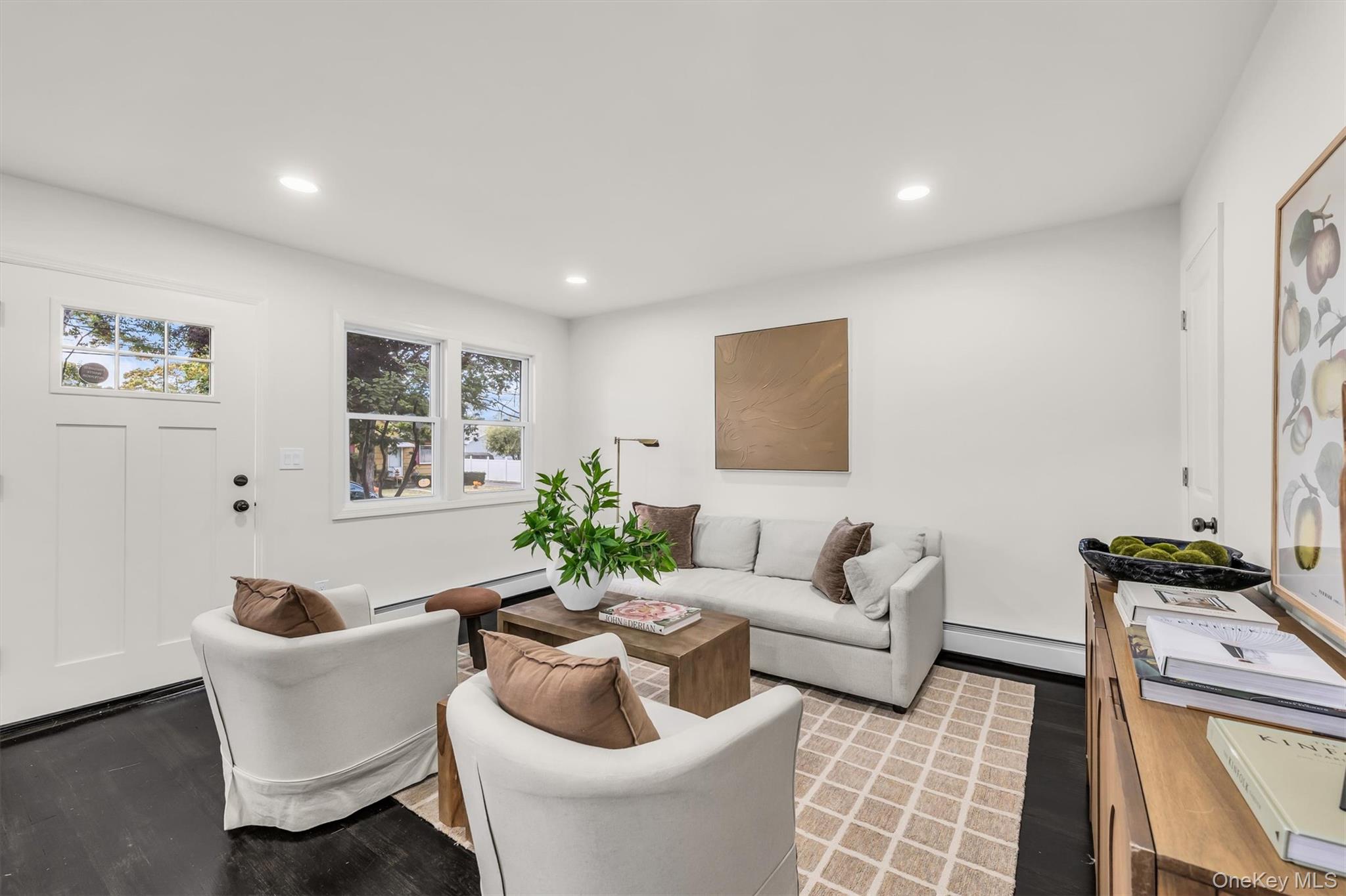 11 W Hemlock Street – For Sale photo 11