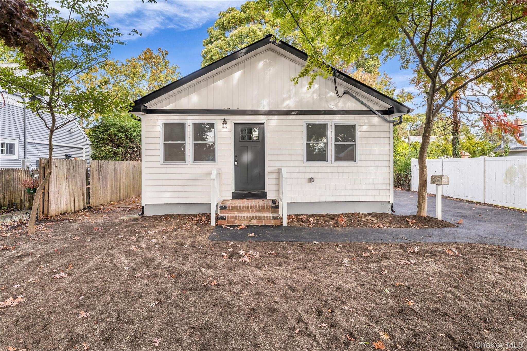 11 W Hemlock Street – For Sale photo 6