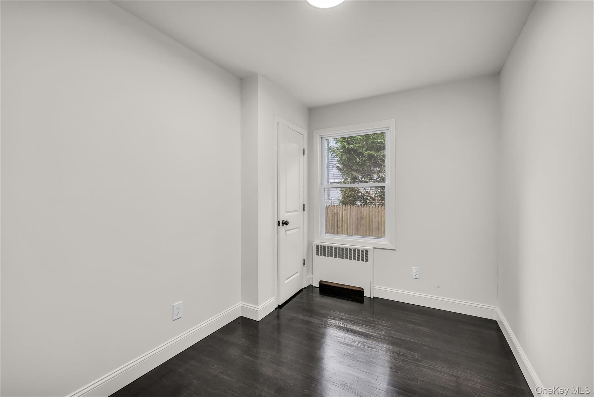 11 W Hemlock Street – For Sale photo 14
