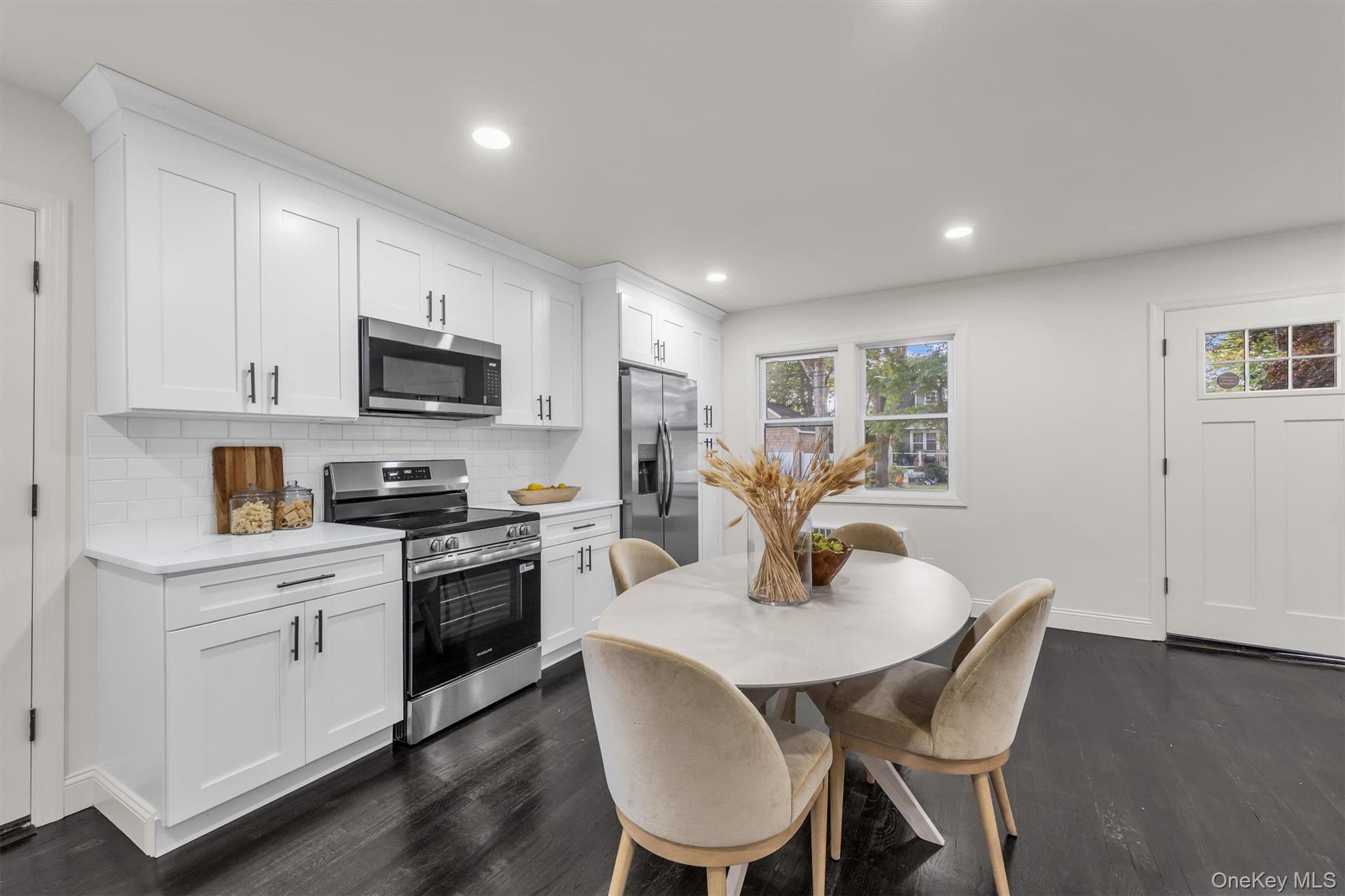 11 W Hemlock Street – For Sale photo 9