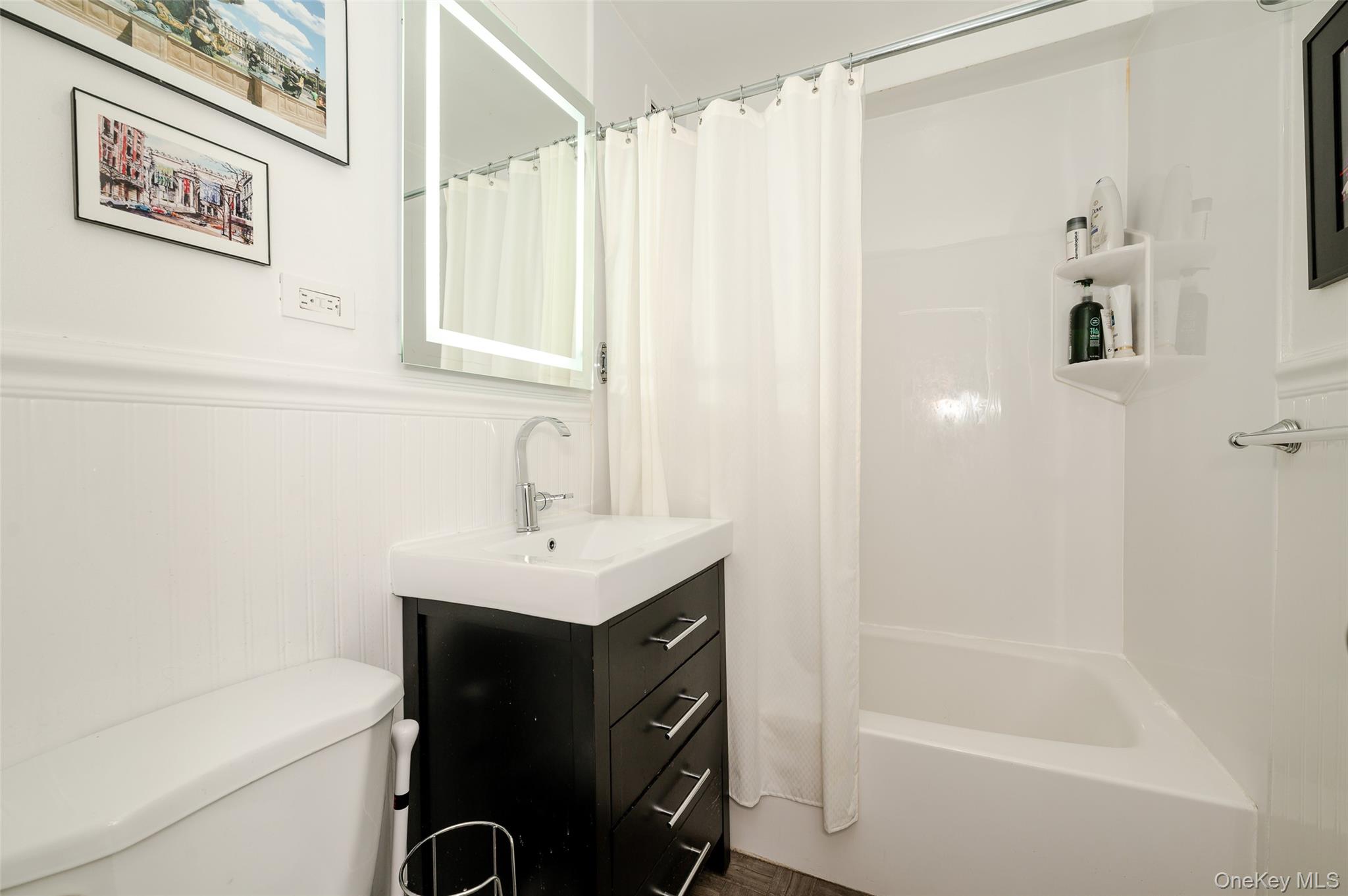 70-25 Yellowstone Boulevard, Unit 22P photo 9