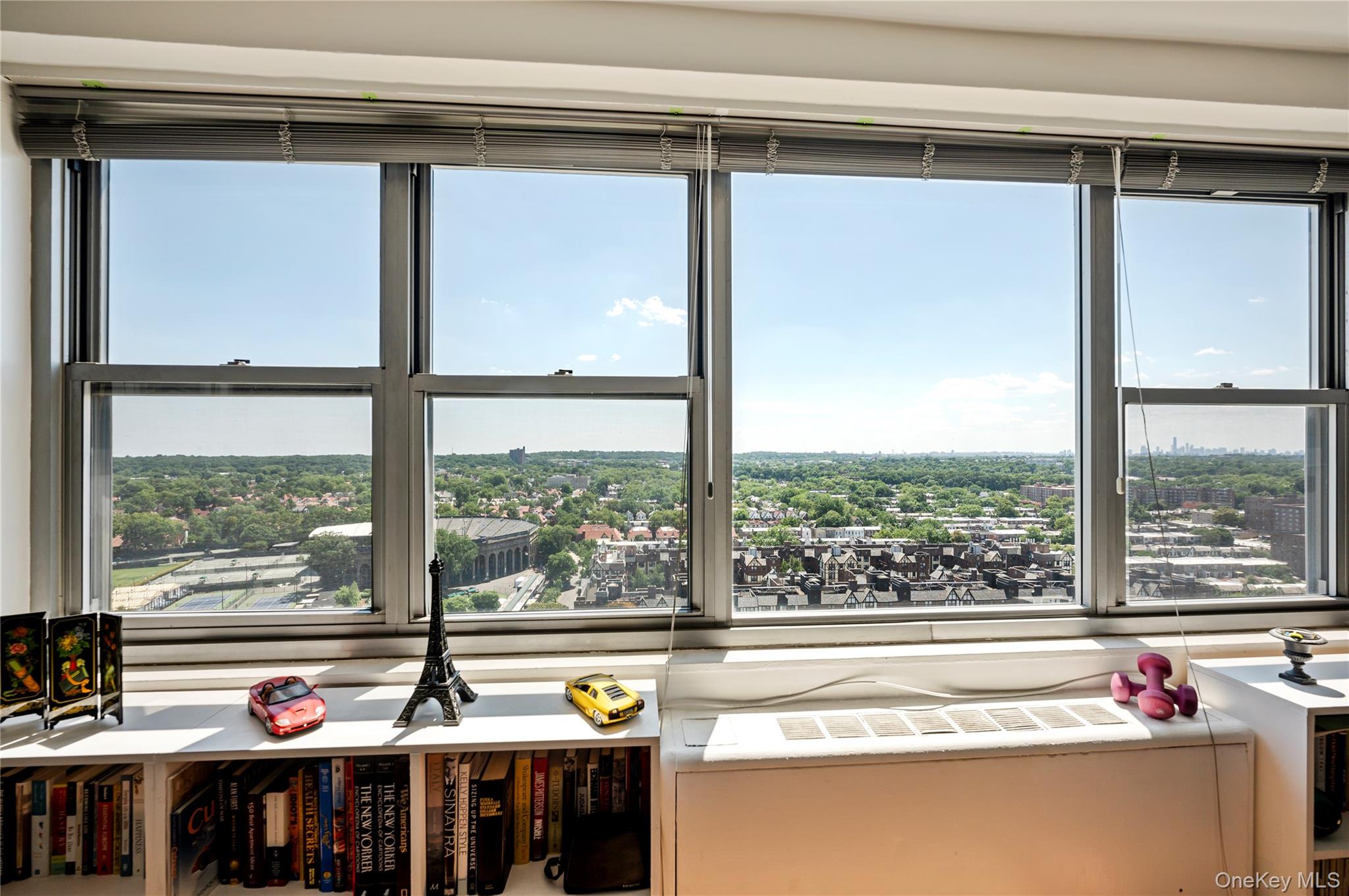 70-25 Yellowstone Boulevard, Unit 22P photo 7